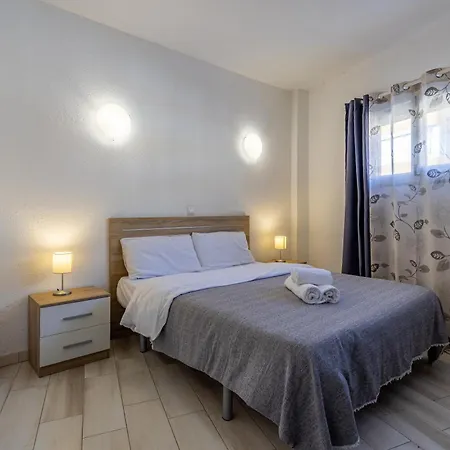 Apartment Inftour Cristina 1 *