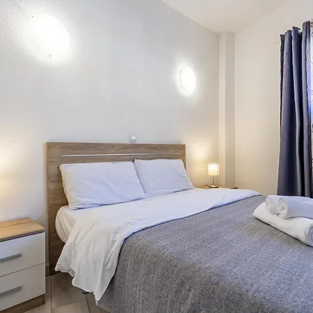 Appartement Inftour Cristina 1 *